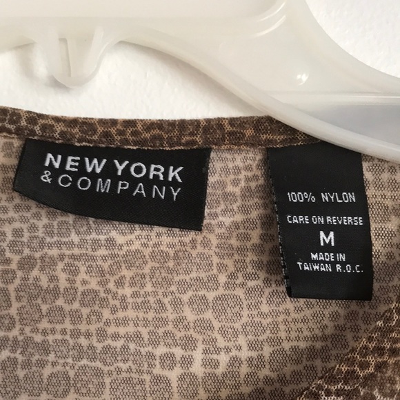 New York & company long sleeve blouse size M - Picture 3 of 3